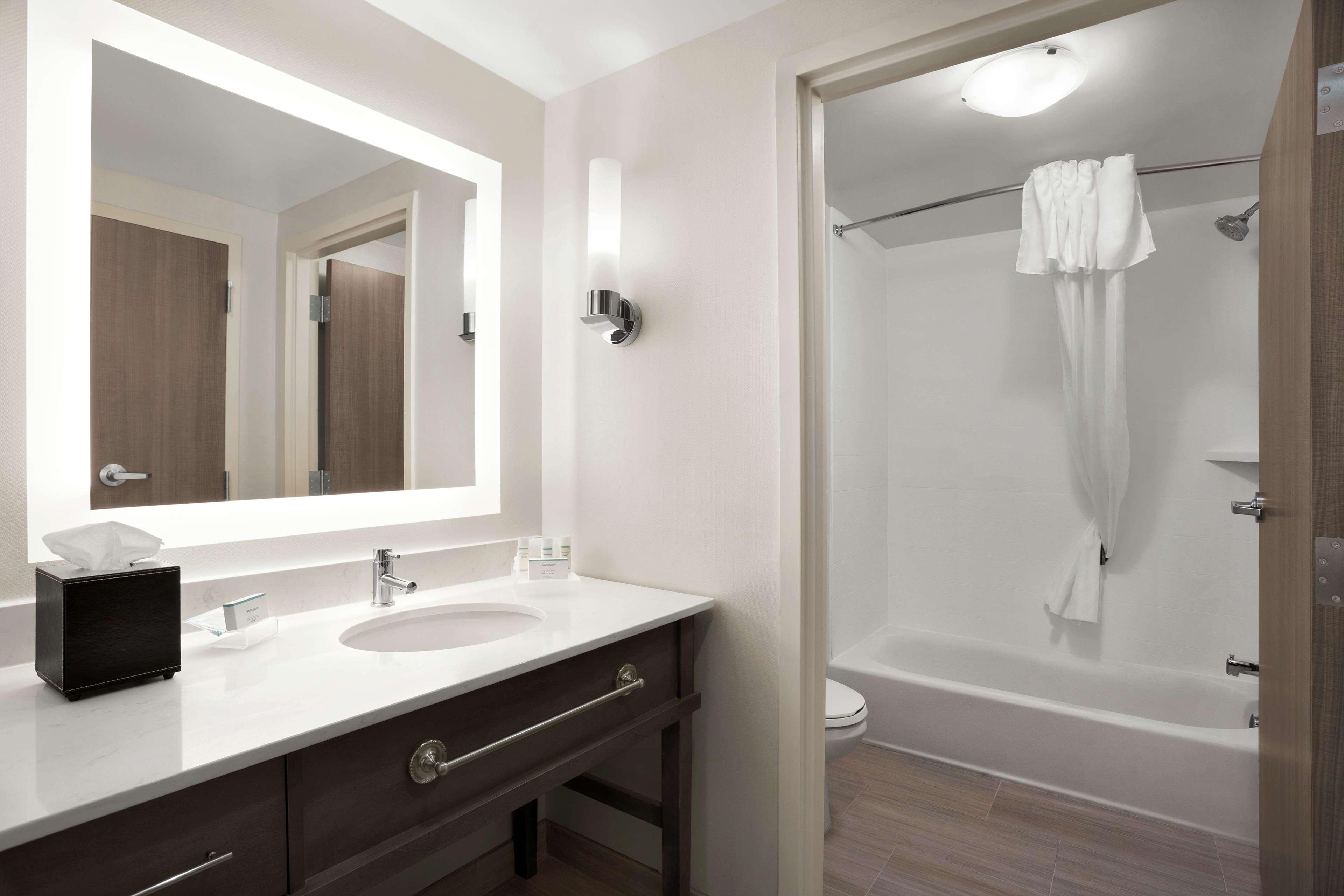 Homewood Suites By Hilton Флоренс Экстерьер фото