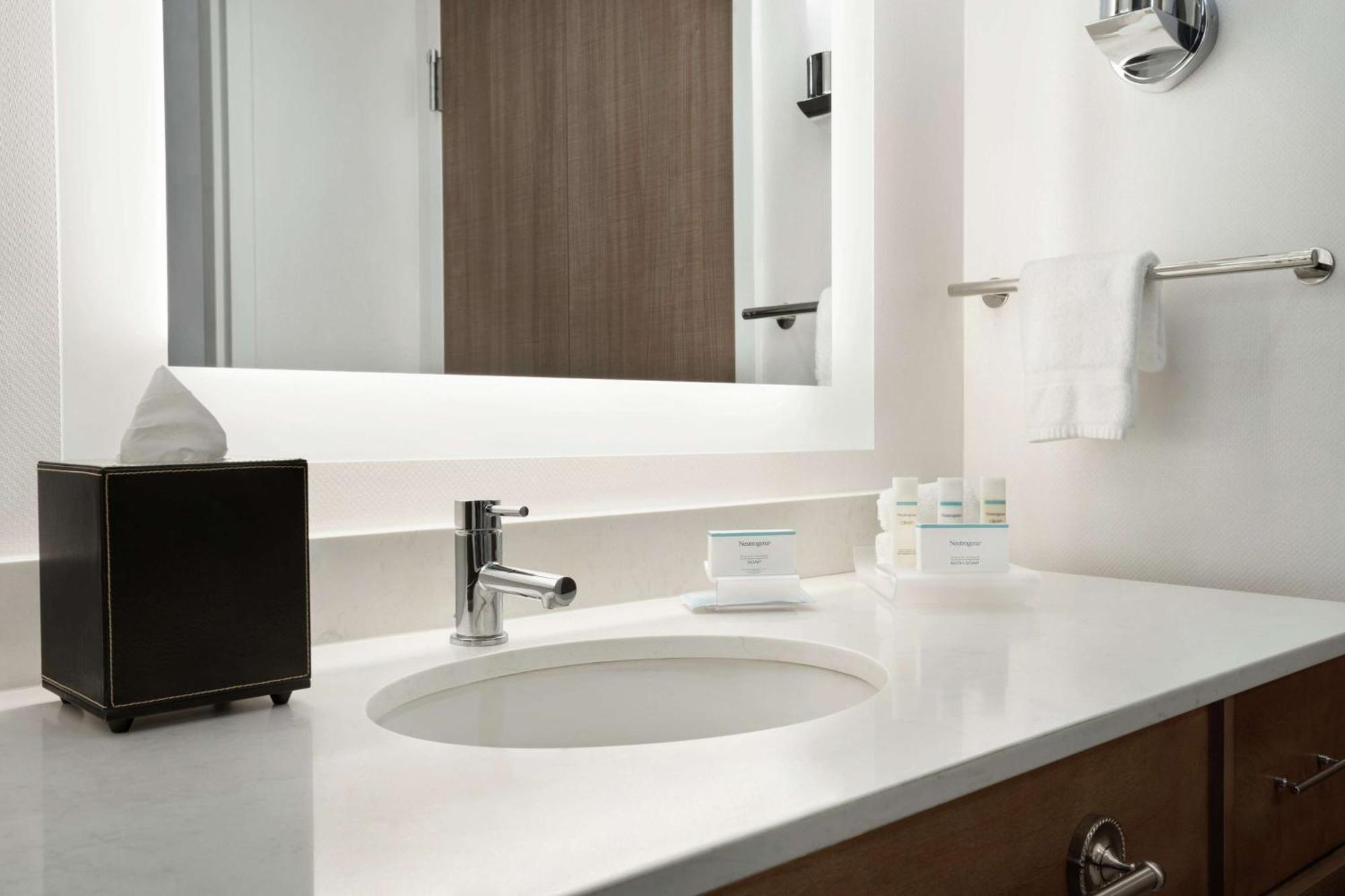 Homewood Suites By Hilton Флоренс Экстерьер фото